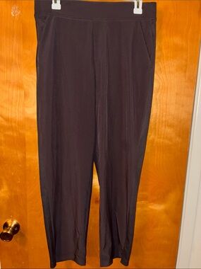 Athleta  crop pants brown lightweight Sz 10